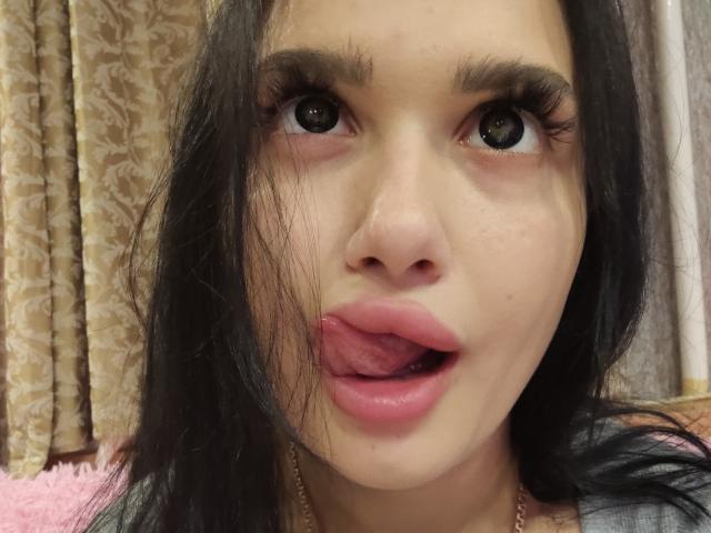 AliskhaLiska - Live porn &amp; sex cam - 19875478