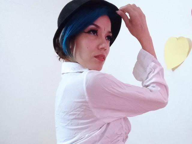 Veroo69 - Sexe cam en vivo - 19876182