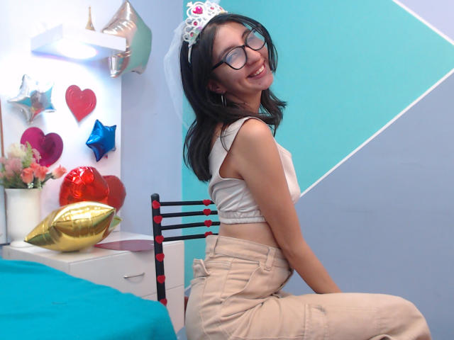 AlishaJames - Live sexe cam - 19876762