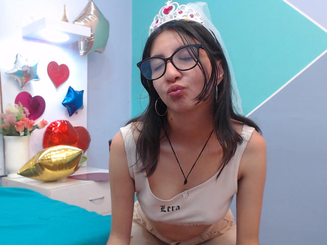 AlishaJames - Live porn &amp; sex cam - 19876818