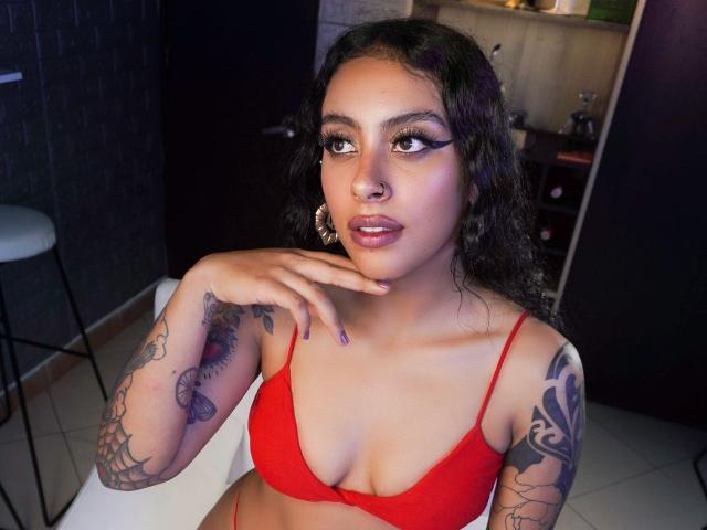 MagicMargo - Live Sex Cam - 19882638