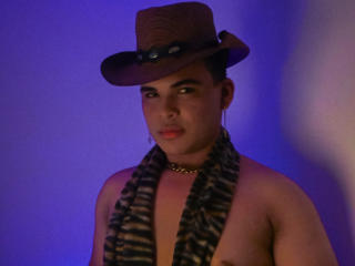 GianHot - Live porn &amp; sex cam - 19894730