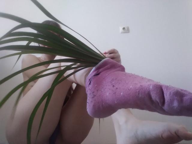 KiraGoldens - Live porn &amp; sex cam - 19895914