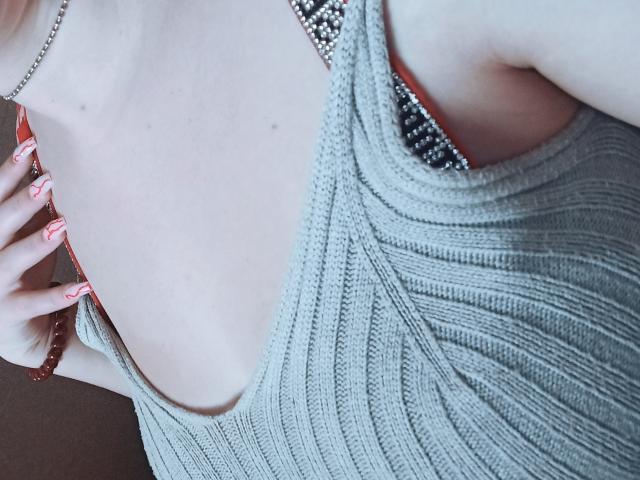 DiLaria - Live sex cam - 19896142