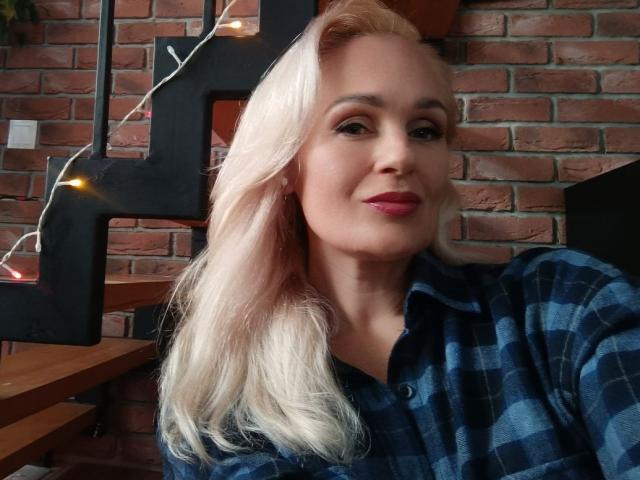 ElisMiracle - сексуальная веб-камера в реальном времени - 19897178