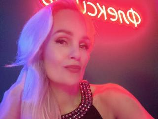 ElisMiracle - Camera khiêu dâm &amp; quyến rũ trực tiếp - 19897186