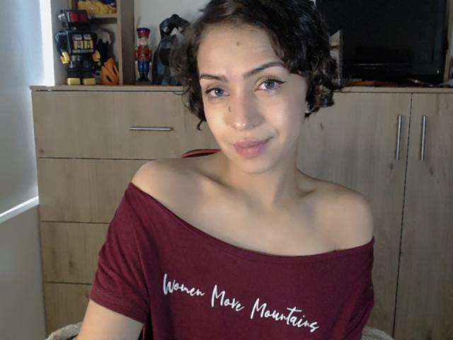 ElaDevilany - Live porn &amp; sex cam - 19904646