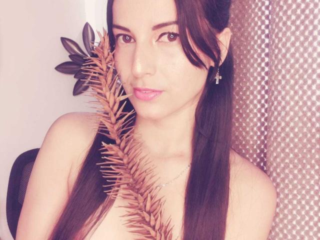 StefyThomson - Élő pornó és szexkamera - 19907302