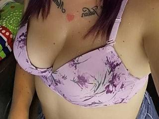 LindaMilejets - Live porn &amp; sex cam - 19909774