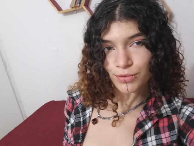 WendyBeckerX - Live sex cam - 19913930