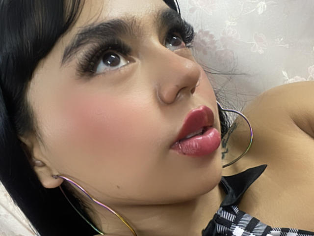 ThaliaCasstro - Live sex cam - 19916038