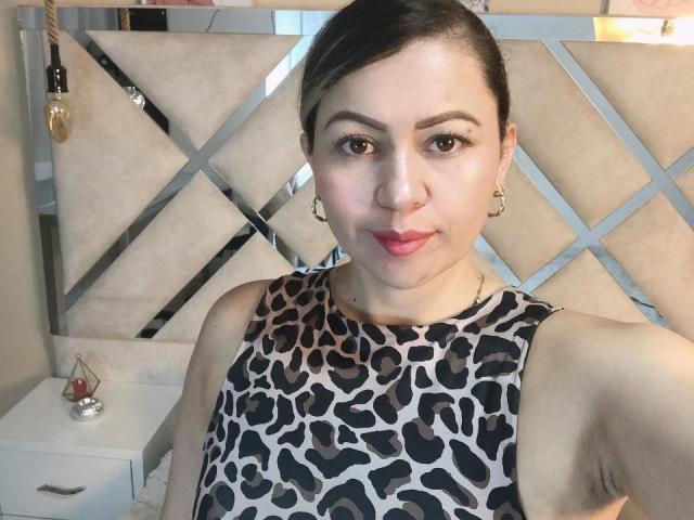 CamilaNighthy - Live porn &amp; sex cam - 19918830