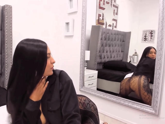 MelanieHils - Live porn &amp; sex cam - 19919010