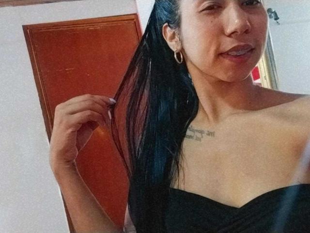 KataDiaz - Sexe cam en vivo - 19920406