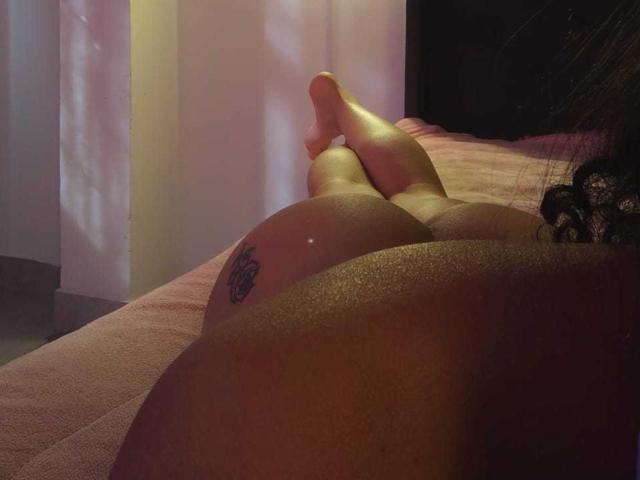 AtenaJb - Live porn &amp; sex cam - 19920710