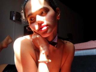 AtenaJb - Sexe cam en vivo - 19920718