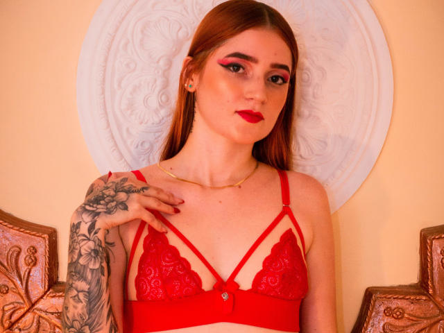 EmilyKhans - Live porn &amp; sex cam - 19921738