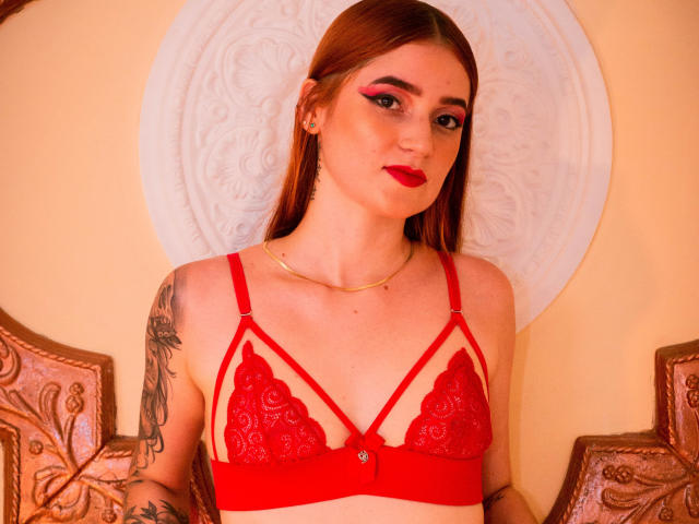 EmilyKhans - Live porn &amp; sex cam - 19921746