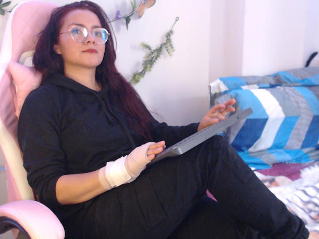 EimmyHoskX - Live porn &amp; sex cam - 19923226