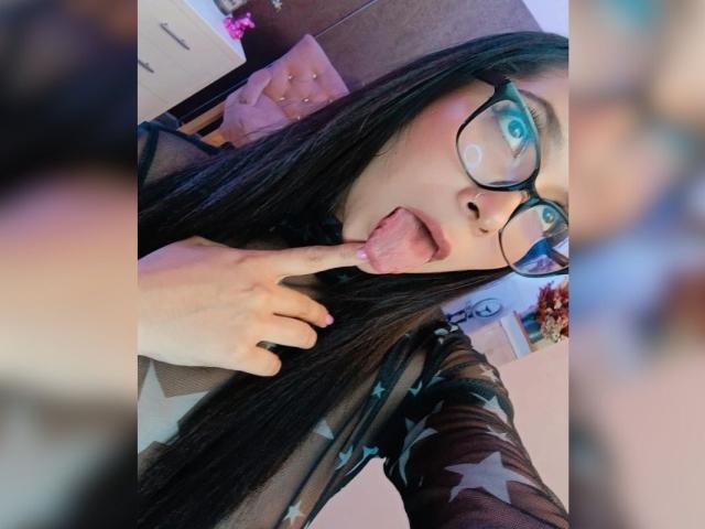 AmyFisher - Live porn &amp; sex cam - 19924802