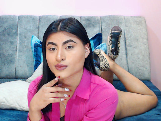 EllecttraAbance - Live porn &amp; sex cam - 19926026