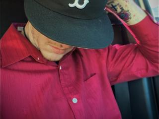 TylerHot69 - Live porn &amp; sex cam - 19929134