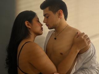 DeucesAndHelen - Live sex cam - 19933898