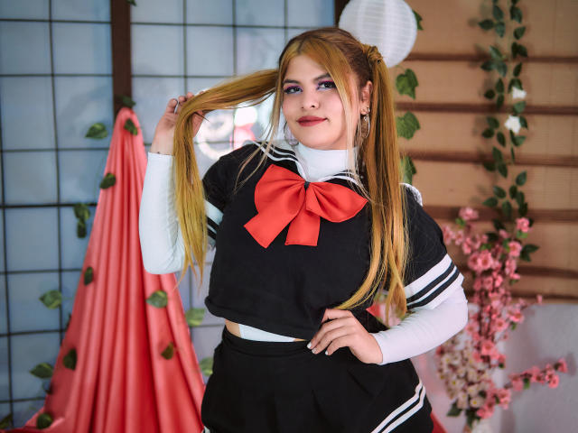 LuciaRobertz - Live sex cam - 19935702