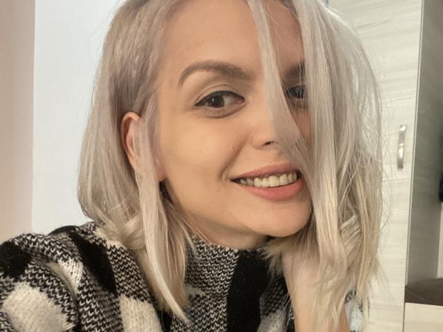 DouceAmelia - Live sexe cam - 19939342