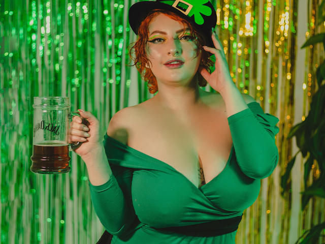 CocoVolkova - Live sex cam - 19941654