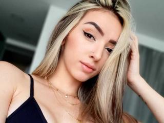 ValenLux - Live porn &amp; sex cam - 19942914