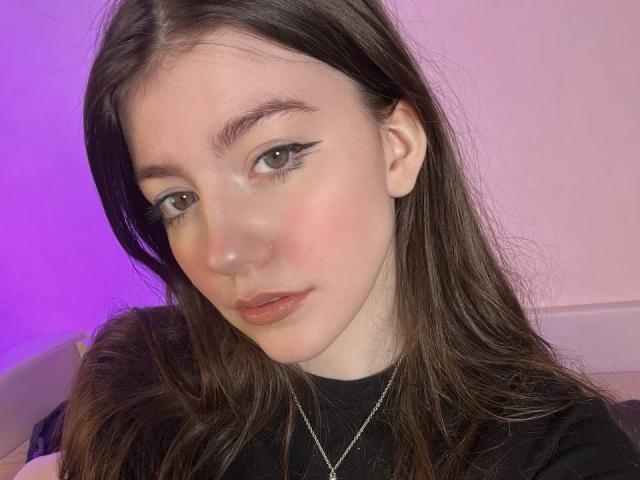 VinnaSkyHott - פורנו בשידור חי ומצלמת סקס - 19944058