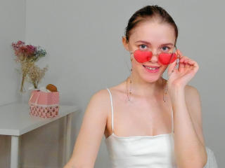 LadyBellaa - Live porn &amp; sex cam - 19944910