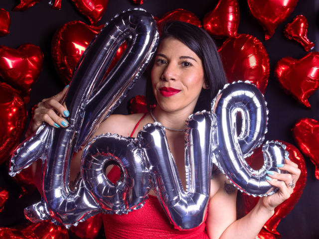 LauraaVelez - сексуальная веб-камера в реальном времени - 19952974