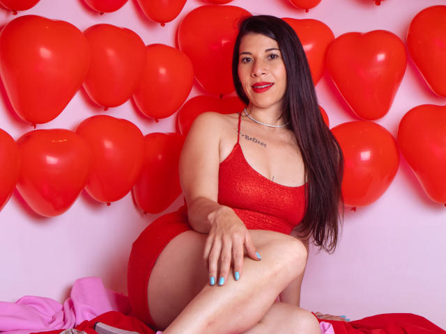 LauraaVelez - Live porn &amp; sex cam - 19953074