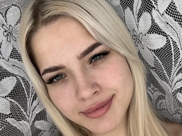 ClemConny - сексуальная веб-камера в реальном времени - 19955558