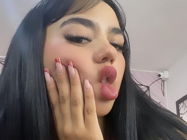 ThaliaCasstro - Live porn &amp; sex cam - 19955570