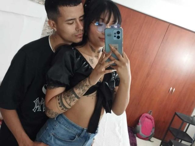 MichelleAndMark - Live sex cam - 19956902