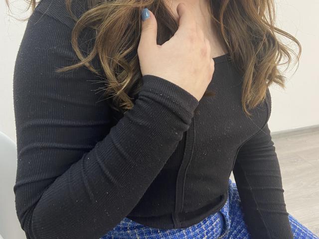 Mannia - Live sex cam - 19958766