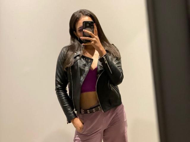 EmmaRoux - Live porn &amp; sex cam - 19965554