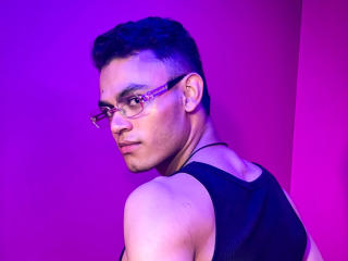 AronArchie - Live porn &amp; sex cam - 19966010