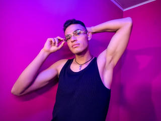 AronArchie - Live porn &amp; sex cam - 19966078