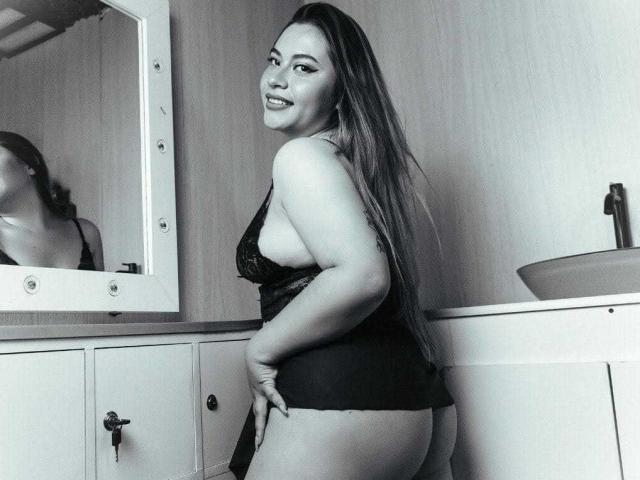 AddaQueen - Live porn &amp; sex cam - 19966330