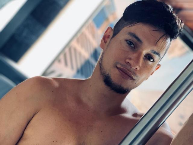 LarryStewart - Live porn &amp; sex cam - 19975214