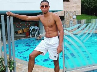 BrayTonBigCock - Live porn &amp; sex cam - 19975934