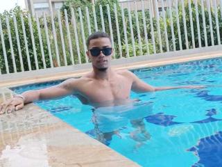 BrayTonBigCock - сексуальная веб-камера в реальном времени - 19975946