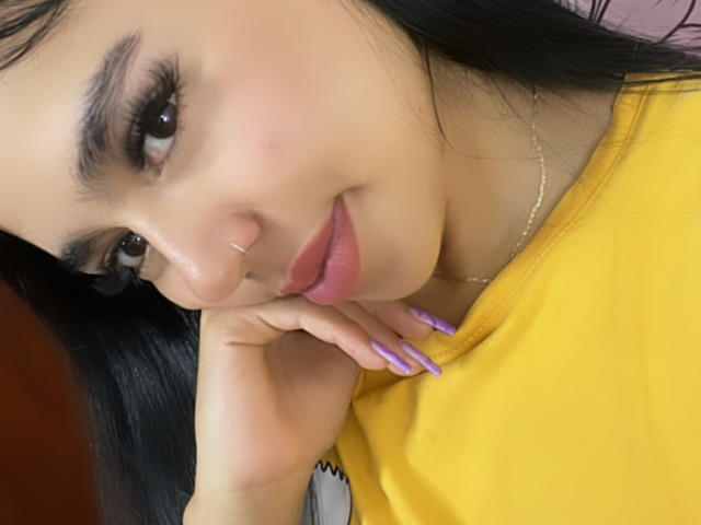 ThaliaCasstro - ライブポルノ&amp;セックスカム - 19979838