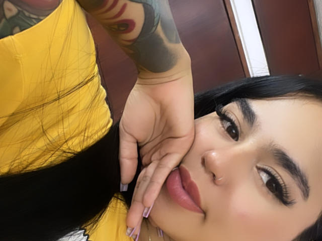 ThaliaCasstro - Live sexe cam - 19979862