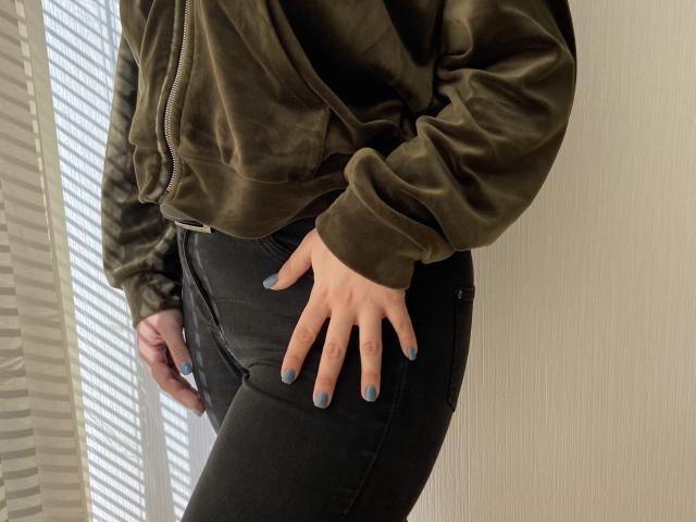 Mannia - Sexe cam en vivo - 19980414