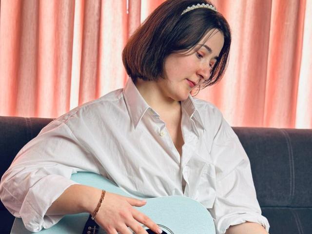 MoulineLady - Live sex cam - 19980566